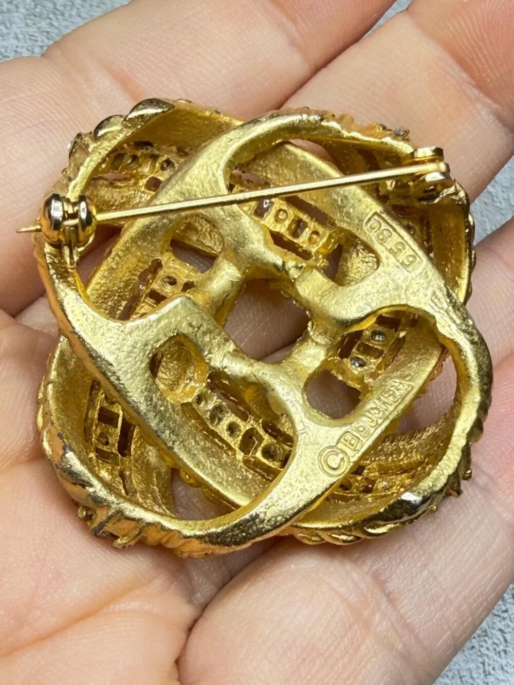 Marcel Boucher Vintage 6590 Love Knot Brooch Clear Rhinestones 1950s Pin
